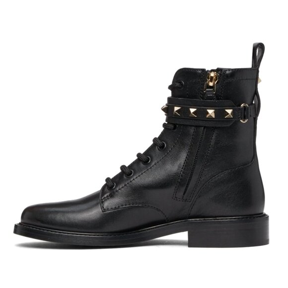 NWT Valentino Garavani Black Leather Ankle Boots Rockstud Buckle Strap Sz 40.5 - Picture 1 of 12